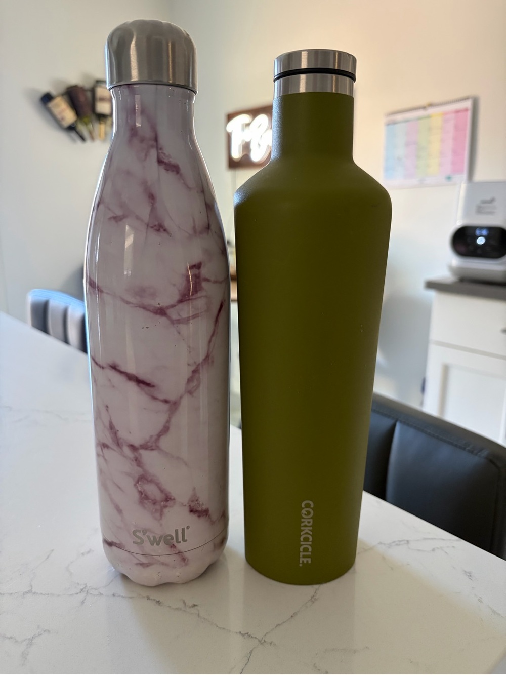 2/$30⚡️- WATERBOTTLES | S’well and Corkicle large water bottles set of 2